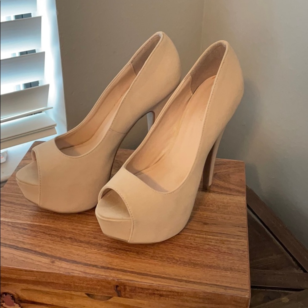 Nude Peep Toe Pumps
